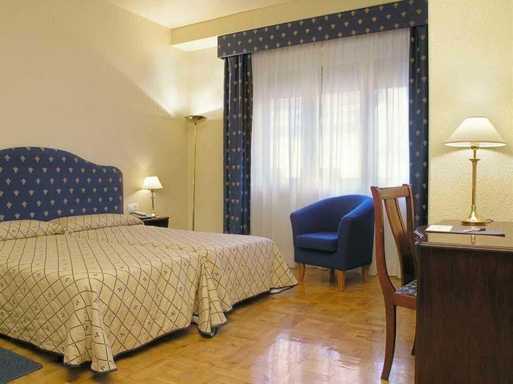 Habitus Leyre 3* Pamplona